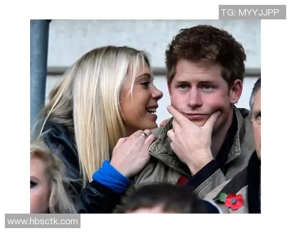 足球明星戴维斯与妻子携手共度甜蜜时光展现幸福生活的点滴瞬间