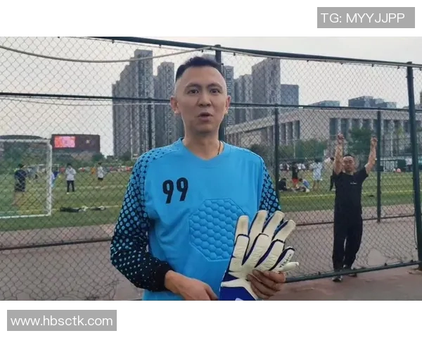 足球明星烧烤聚会恶搞瞬间尽显幽默风采引发网友热议 足球明星烧烤聚会恶搞瞬间尽显幽默风采引发网友热议